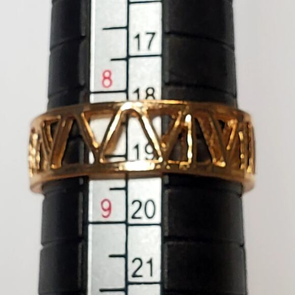 Copper Tone Roman Numeral Ring Sz 8.5 - Picture 3 of 4